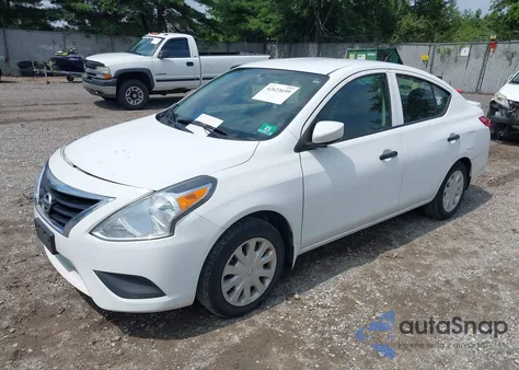 2016 Nissan Versa 1.6 S+ из США, поврежденный, VIN 3N1CN7AP6GL841047